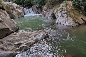 Santa Marta: Trekking in Minca Complete Waterfall Circuit
