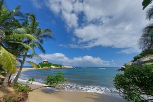 SANTAMARTA: TUR Cabo San Juan Del Guia Tredje sektorn av Tayrona nationalpark.