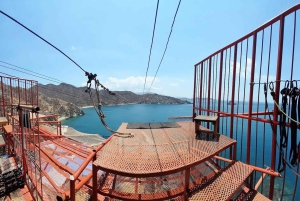 SANTAMARTA: TOUR Combo canopy tour, white beach, lunch included