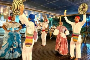 SANTAMARTA: TOUR Fiesta blanca en Katamaran