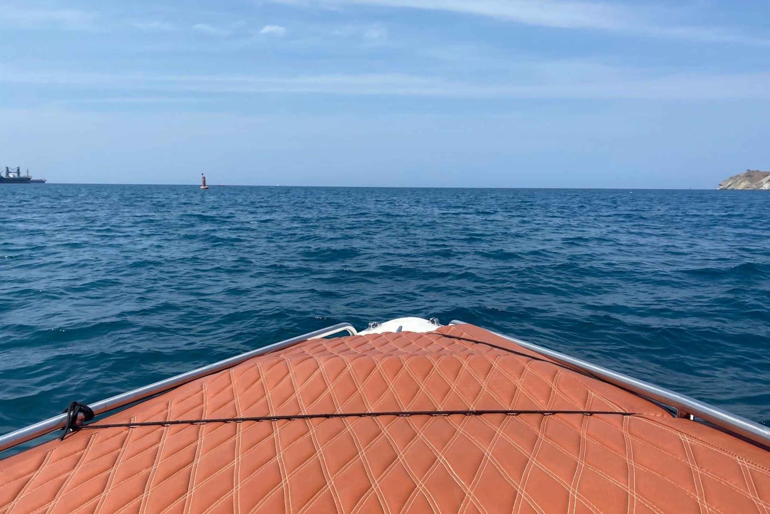 SANTAMARTA: White Night Katamaran Night Tour med åben bar