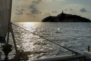 Rejs o zachodzie słońca z otwartym barem