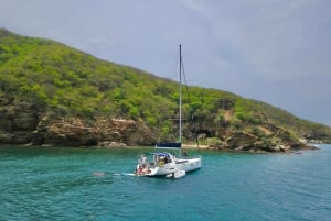 Parc Tayrona et les Caraïbes en voilier privé depuis Santa Marta, toute la journée