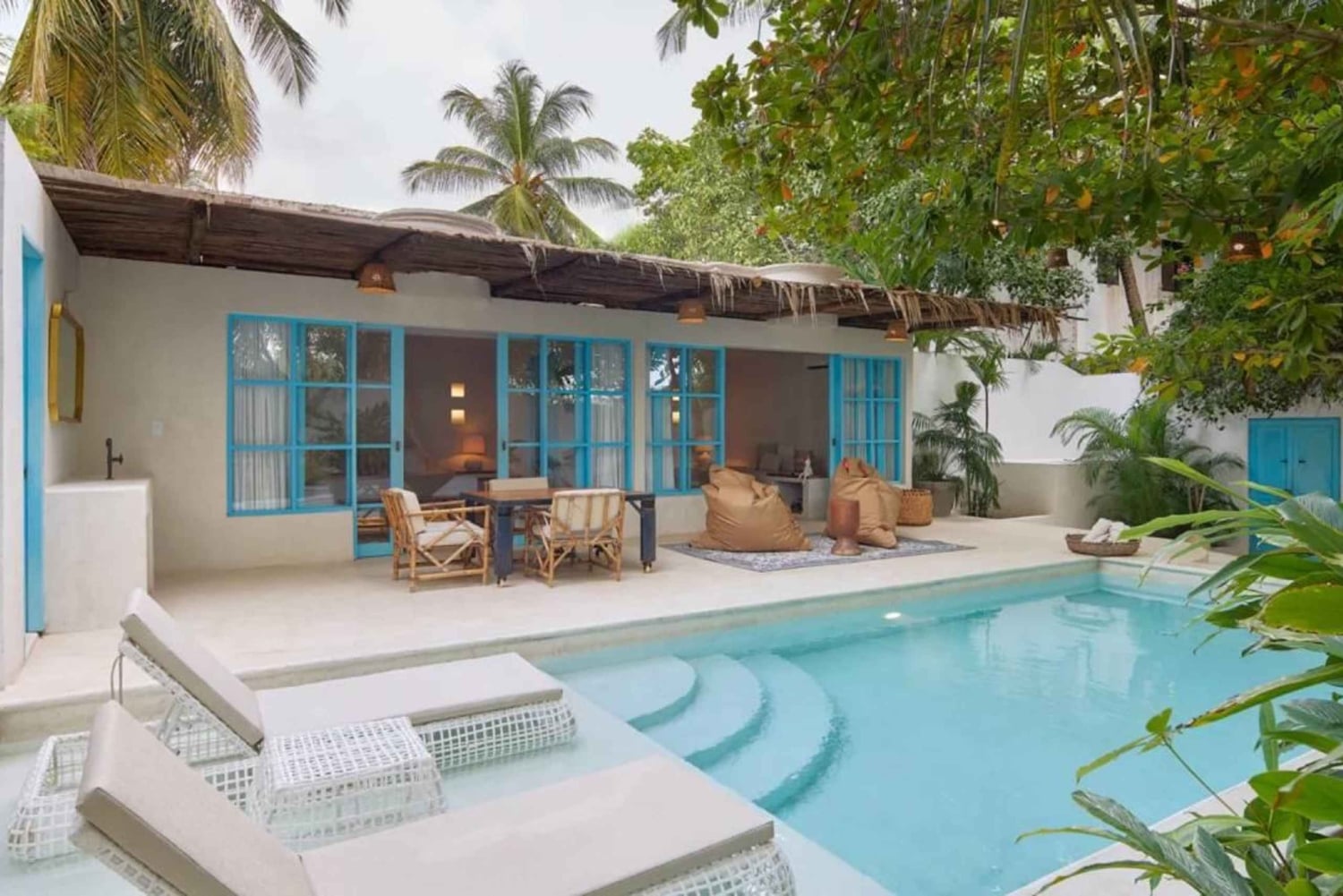 Isla Tierra Bomba: serata Fénix Sunset con musica, cocktail e tramonto