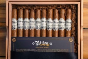 Tobacco Experience in Barichara: Torcido, Tasting & Local Tradition