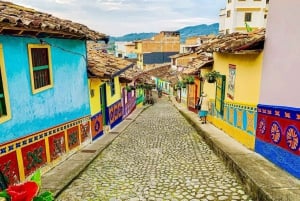 Tur Guatapé - Piedra del Peñol med avgång från Medellín