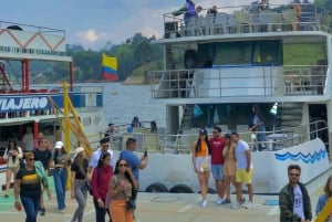 Tur Guatapé - Piedra del Peñol med avgång från Medellín