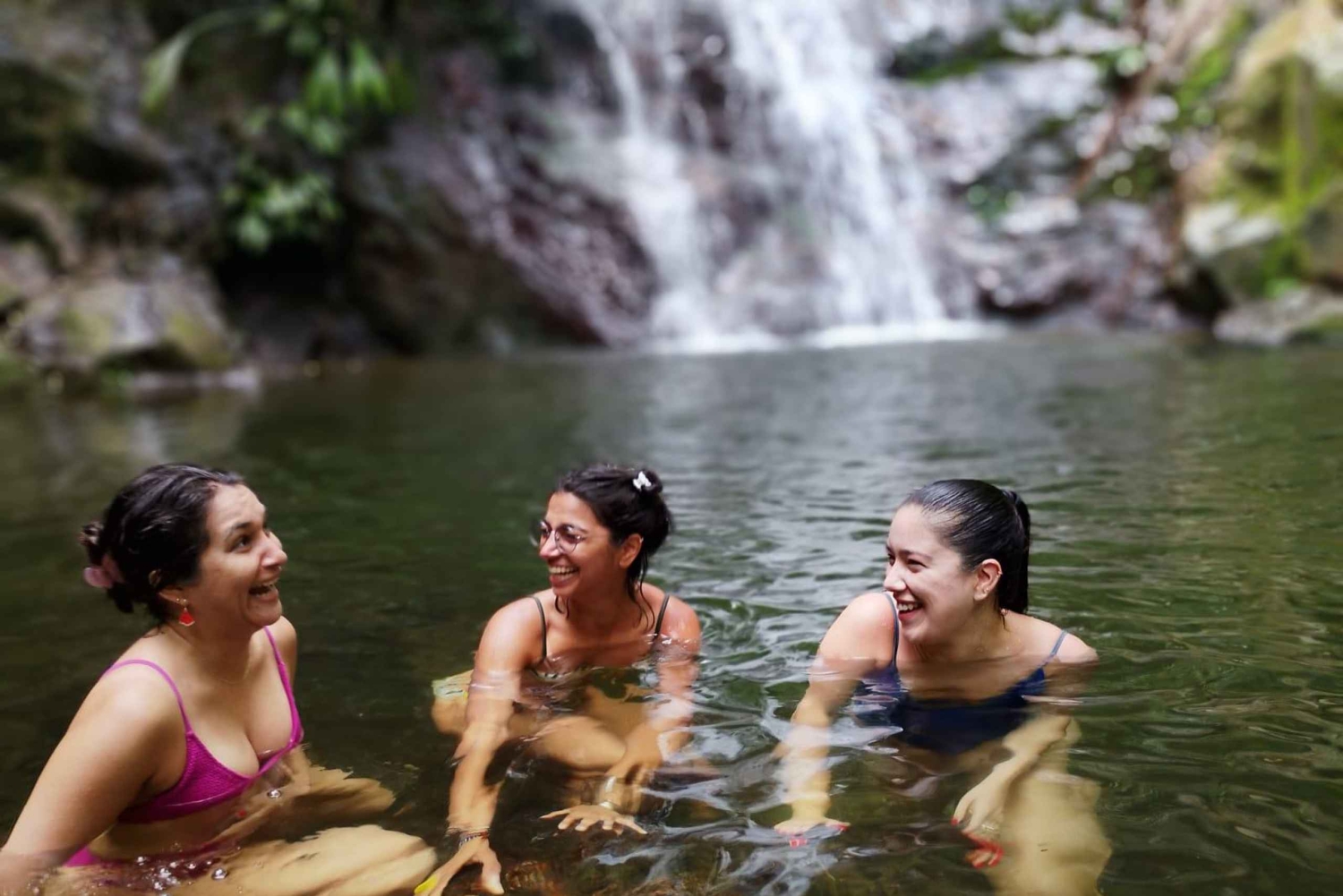 Tag på tur på oprindelige stier, kaffe ☕️, kakao, vandfald – Minca