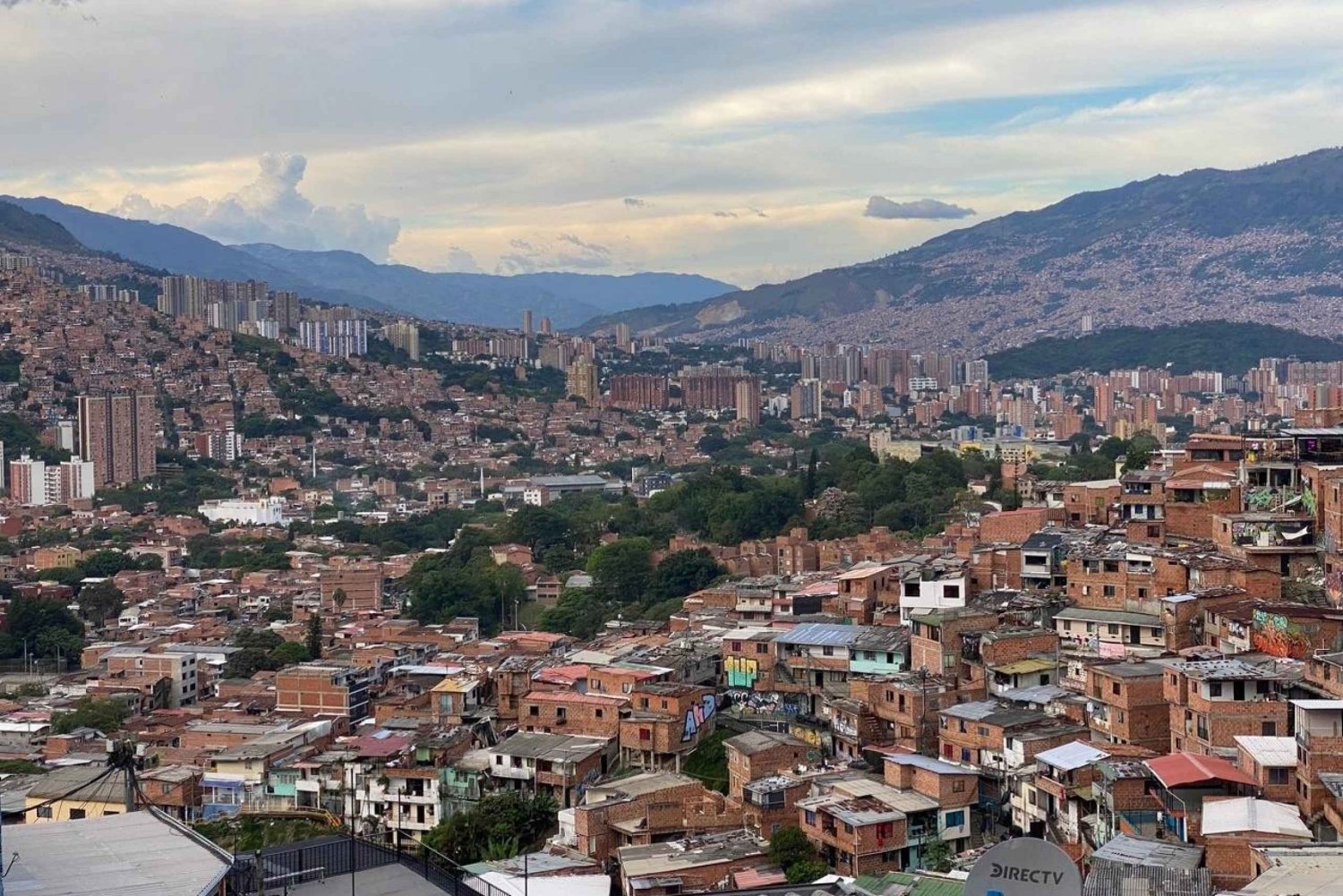 Tour Medellín: Pablo Escobar y Comuna 13