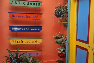 Tour Privado: Guatape Piedra Réplica Peñol Alto Chocho Barco