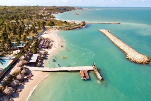 Экскурсия в Пальмарито с частным пляжем, бассейнами и полным питанием