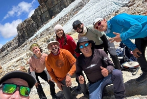 ネバド・デル・コキュイへのツアー - パサディア - (ガイド、送迎、入場料)