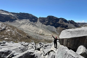 ネバド・デル・コキュイへのツアー - パサディア - (ガイド、送迎、入場料)