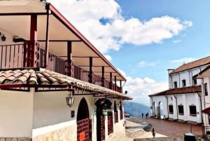 VISITA E PASSEIO POR MONSERRATE COM PRATOS GASTRONÓMICOS NA CATEDRAL ....
