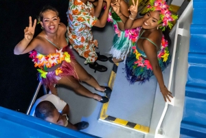 ホワイトナイトボートパーティー：ビュッフェディナー、ダンス、オープンバー