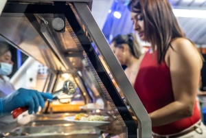 ホワイトナイトボートパーティー：ビュッフェディナー、ダンス、オープンバー