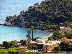 Mistra Bay