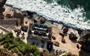 The Rocks Bar at Ayana Jimbaran