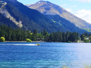 Jetboating - Photos of Queenstown