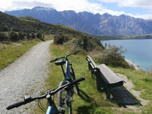 Jacks Point Trail - Photos of Queenstown