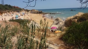 Praia das Pedras Amarelas, Albufeira