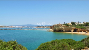 Best Beaches for Families in Algarve