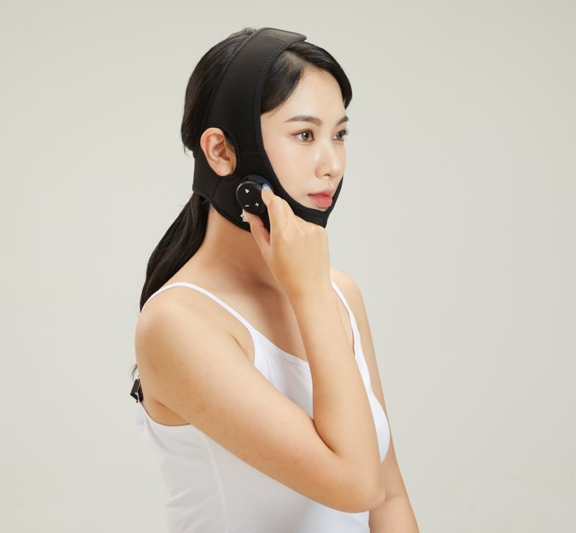 Korean clinic launches ‘Double Chin EMS Band’ to help face lift