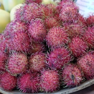 A Virtual Market Stroll: Exotic Fruits in Vietnam