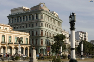 Architectural route in the city of portals