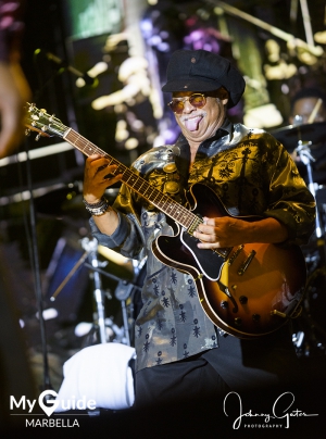 Earth Wind and Fire Experience at Sunset Valley, Sotogrande