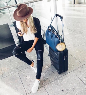 Round Leather Luggage Fox,Autumn Season Flora Fauna Tag Portable Women