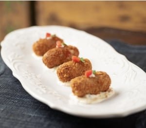 Interview with Elvis Peralta Owner of La Casita Azul, Restaurant in Puerto Plata, Dominican Republic