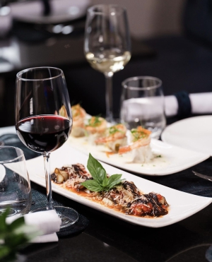 Interview with Elvis Peralta Owner of La Casita Azul, Restaurant in Puerto Plata, Dominican Republic