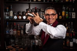 Intervju med Julio Cabrera, eier og bartender på Cafe La Trova