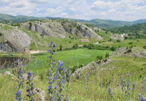 Going towards Kosove glavicine