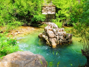 Skadar Lake Bridge-less River