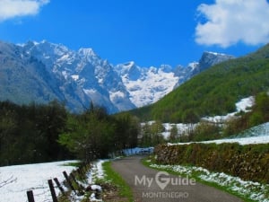 Top Places for Skiing and Snowboarding in Montenegro