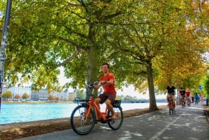 Passeio de bicicleta eléctrica para o design urbano e a habitabilidade