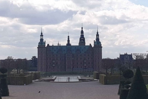 Castelos: Kronborg (Hamlet) e Frederiksborg