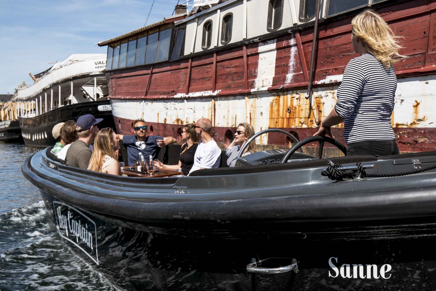 Copenhagen: Hidden Gems Social Boat Tour