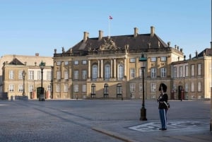 Copenhagen: Amalienborg Palace Museum Entry Ticket