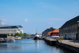 Kopenhagen: Kanalbootfahrt & Altstadt/Nyhavn Rundgang