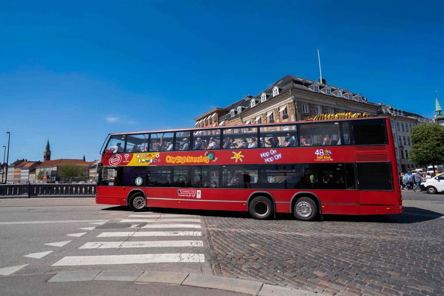 Copenhagen: Combo Ticket for 40+ Attractions & Hop-On Bus