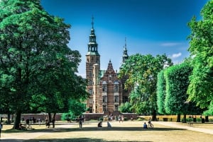 Copenhagen City & Rosenborg Castle Private Walking Tour