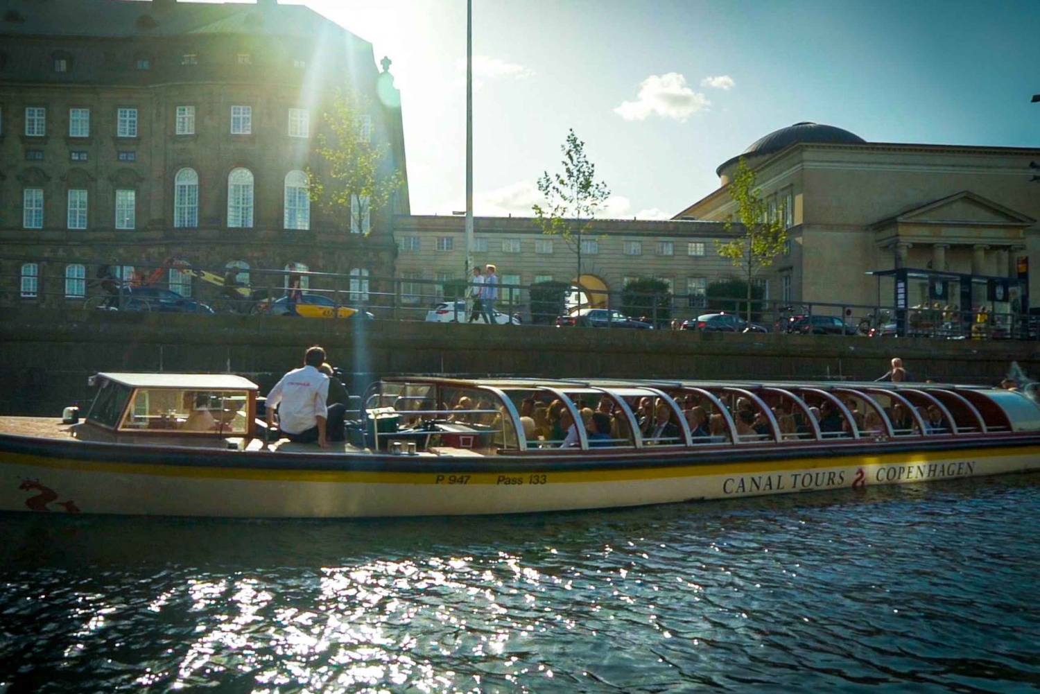 Copenhagen: Grand Canal Tour with Live Commentary