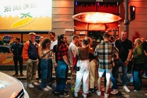 Kopenhagen: Geführter Party-Pub-Crawl mit 4 Shots und 1 Drink