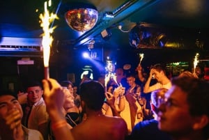 Kopenhagen: Geführter Party-Pub-Crawl mit 4 Shots und 1 Drink