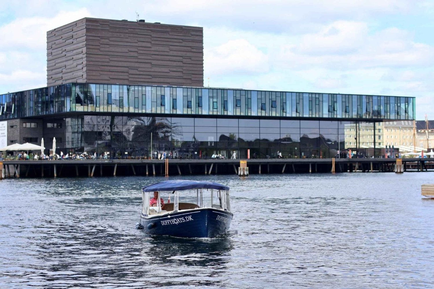Copenhagen: Guided tour of the canals by electric boat in French