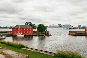 Copenhagen: Hidden Gems Social Boat Tour