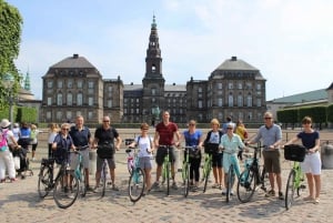 Copenhagen Highlights: 3-Hour Bike Tour